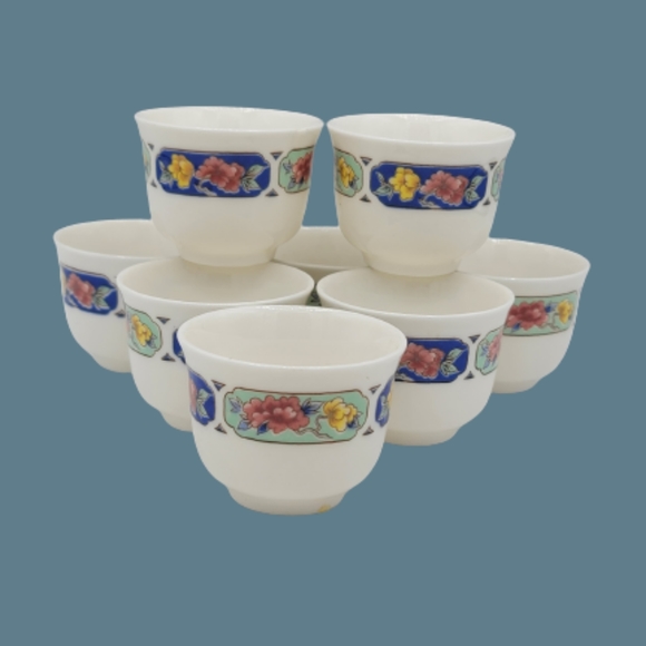 Fashion Ware 1942 Asian Style Handle-less Small Floral Porcelain Tea Cups Vtg - Picture 8 of 8